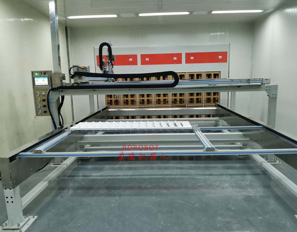 百葉窗家具闆材噴塗生産設備